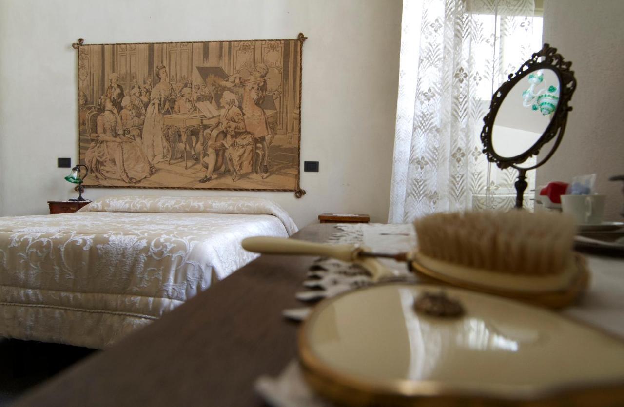 Residenza D'Epoca Regina D'Arborea أوريستانو المظهر الخارجي الصورة